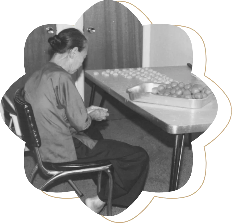 Huong Tran of Dong Phuong Vietnamese Bakery Rolling out Little Pastries